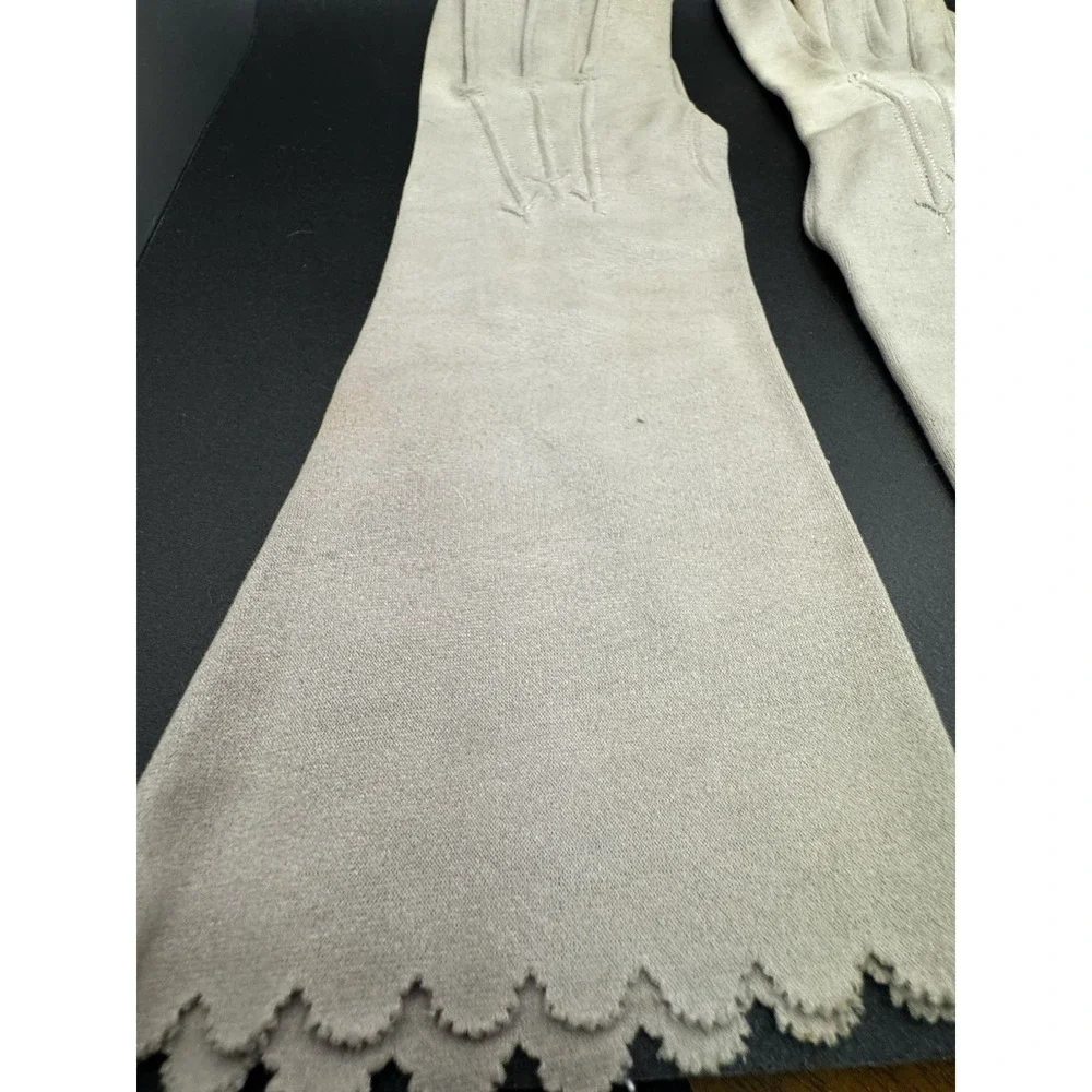 Vintage Van Raatle Suede Gloves - White Size 8 Made‎ In Saxony